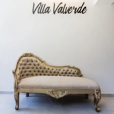 Valverde E Bed & Breakfast *